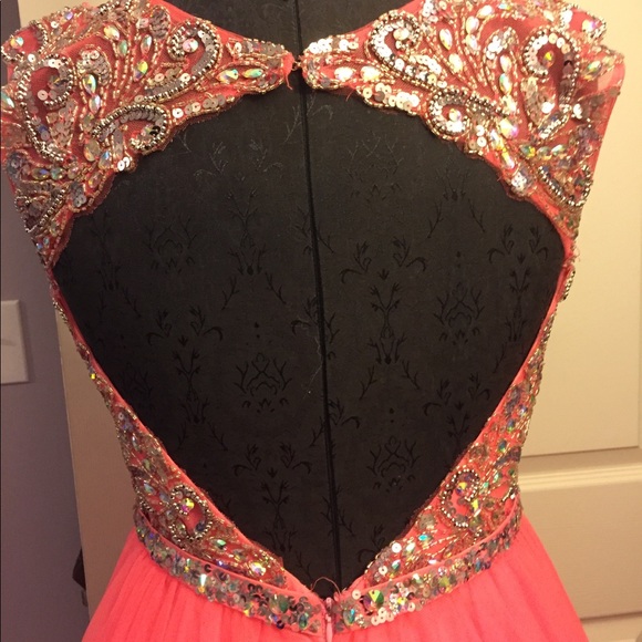 Prom/formal gown - Picture 5 of 5